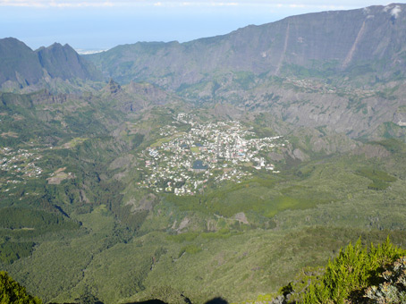 Cilaos vu du piton des neiges